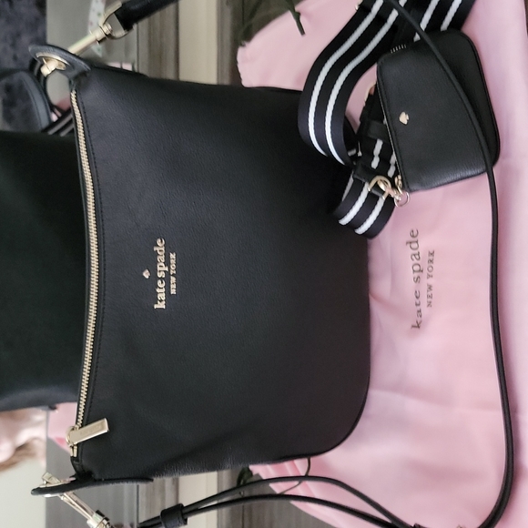 kate spade Handbags - Kate Spade Rosie Crossbody